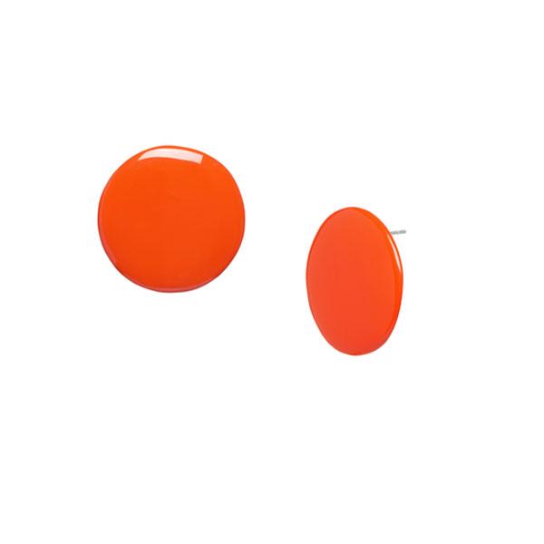 Ohrring aus orangefarbenem Horn