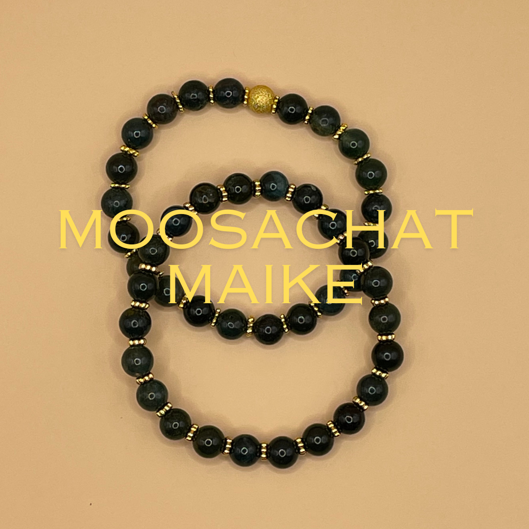 Moosachat als Armband verarbeitet