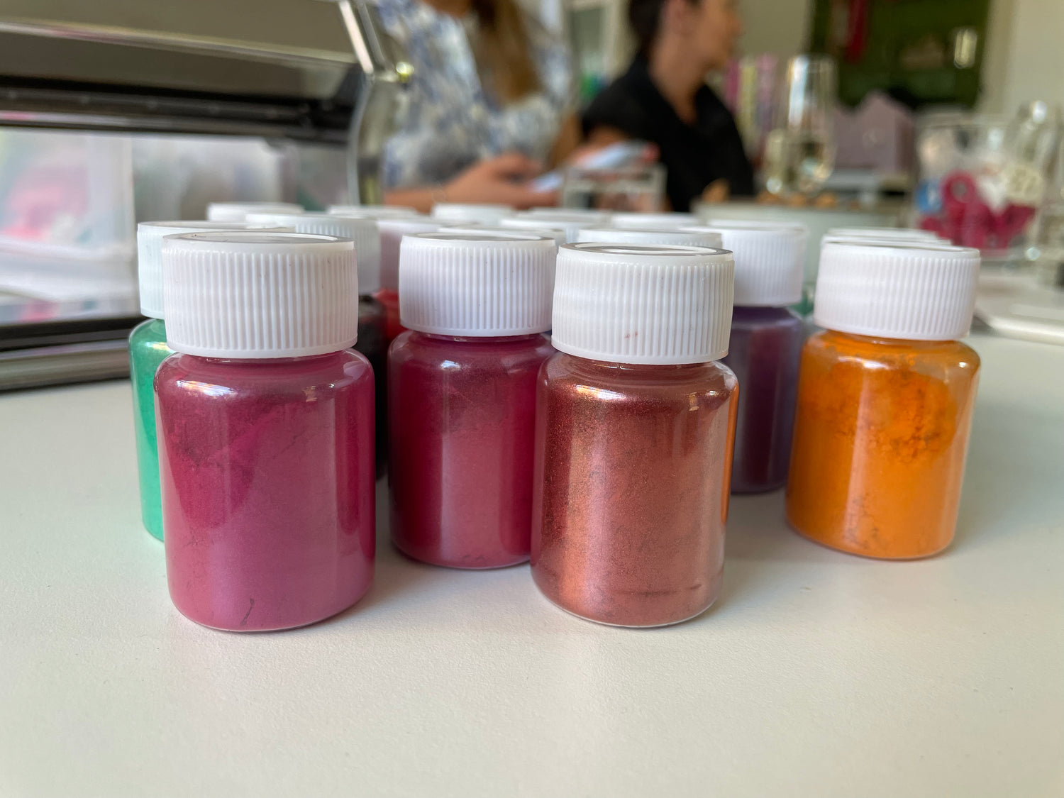 Nela Art Polymer Ton Workshop  Freitag 5.09.2025