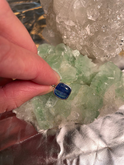 Edelstein Ohrring Beispiel