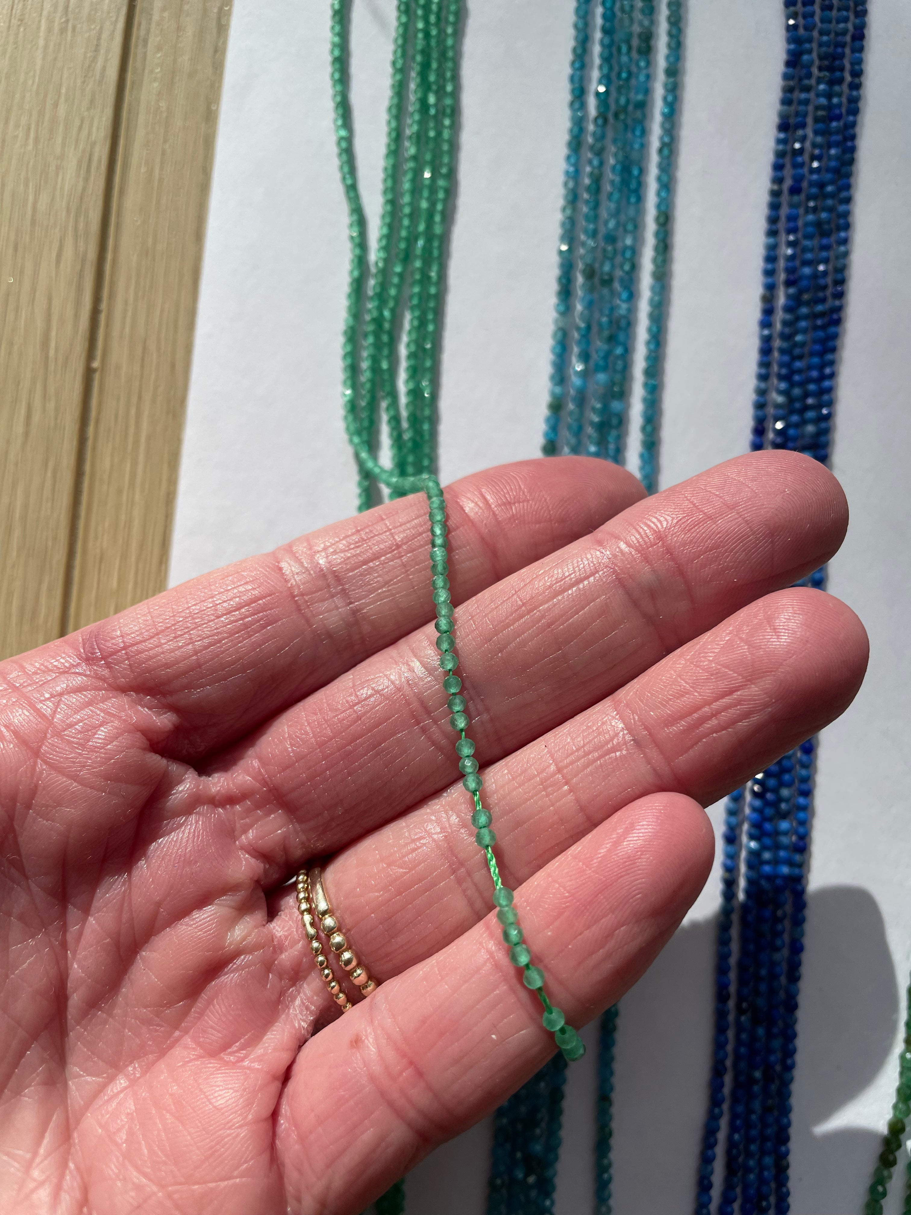 Set in Blau und Grün