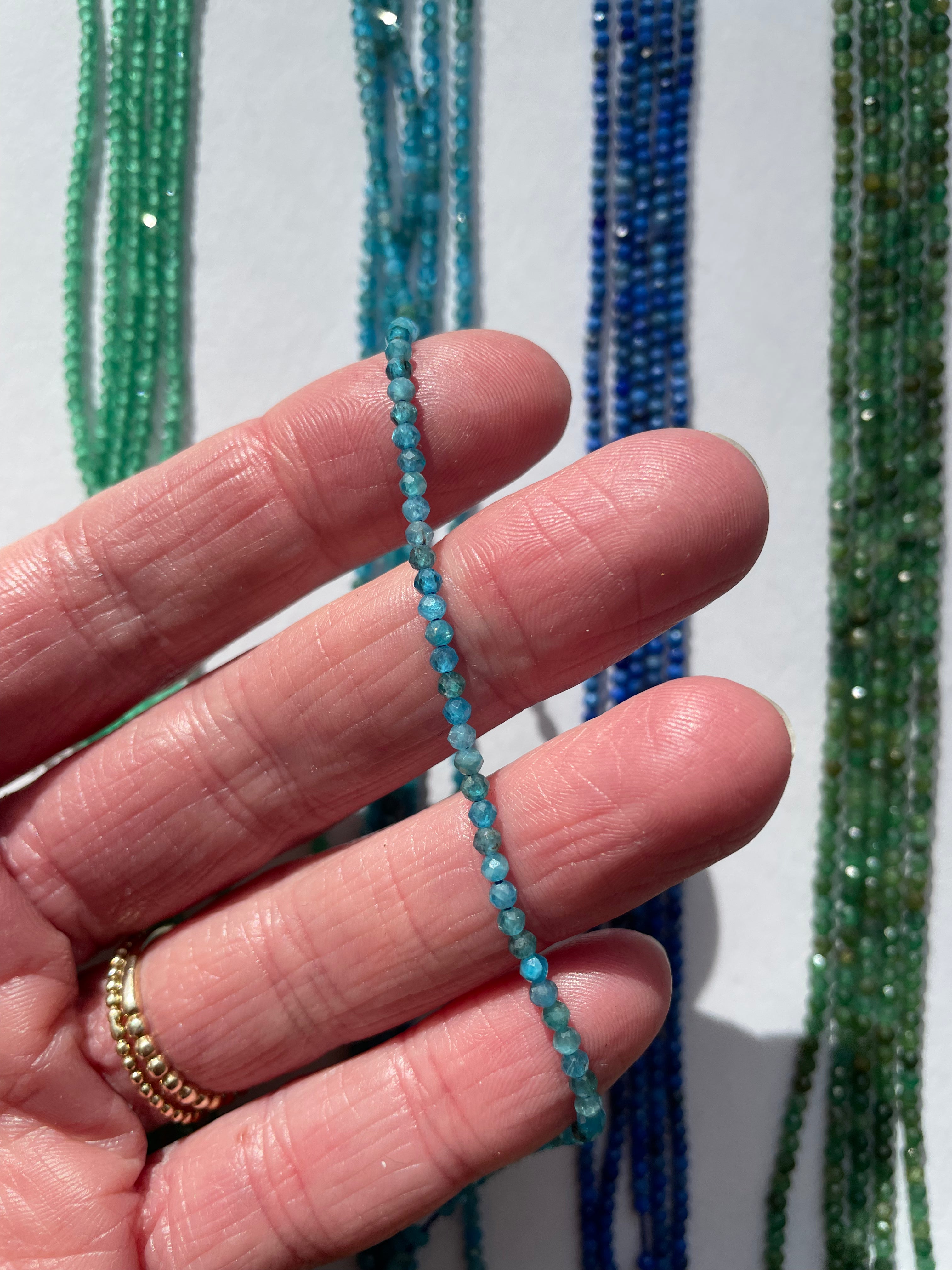 Set in Blau und Grün