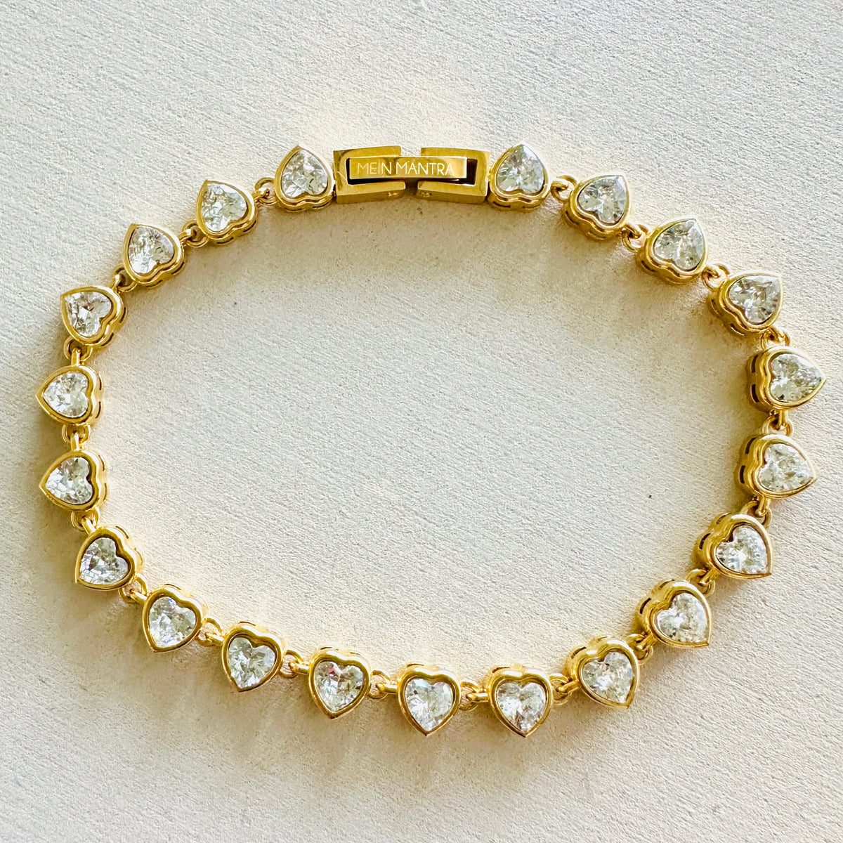 Herz-Eternity-Armband mit Zirkonia, vergoldet