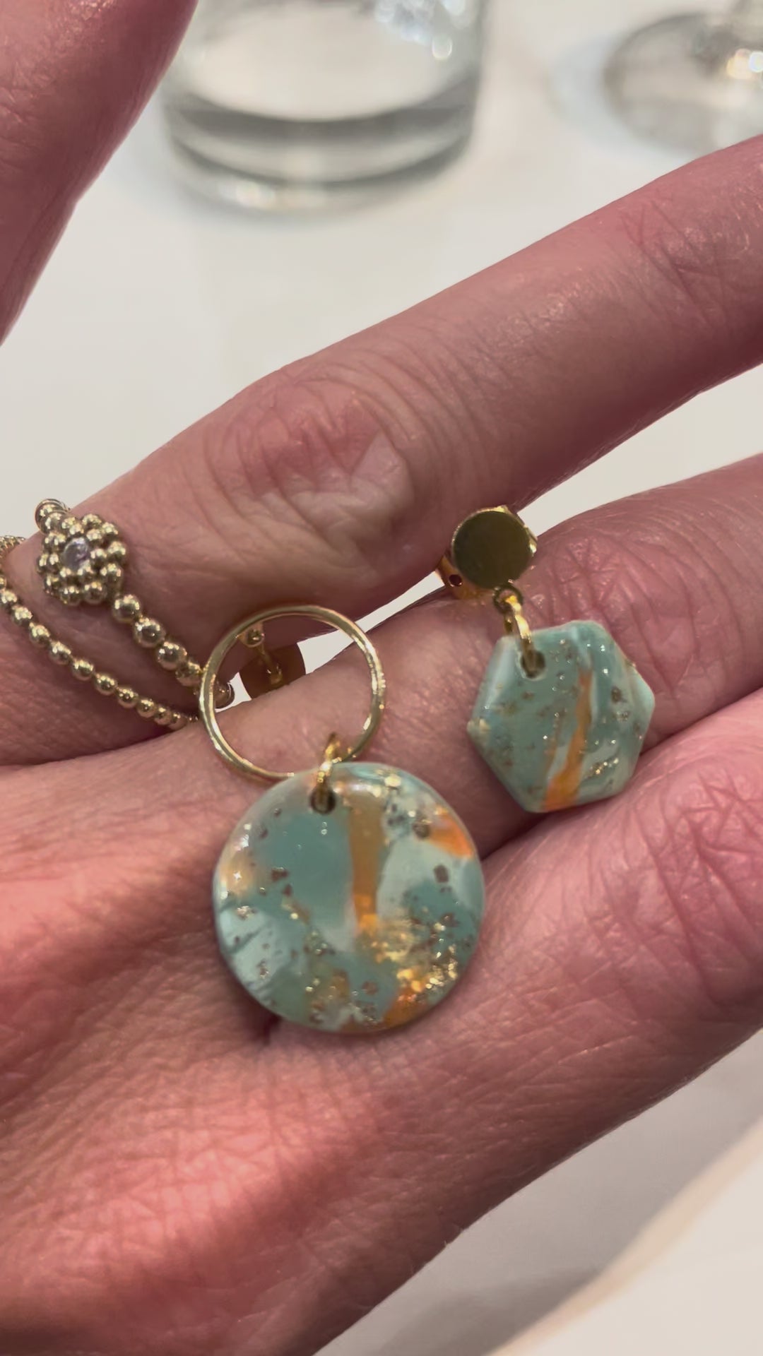 Nela Art Polymer Ton Workshop  Freitag 07.11.2025