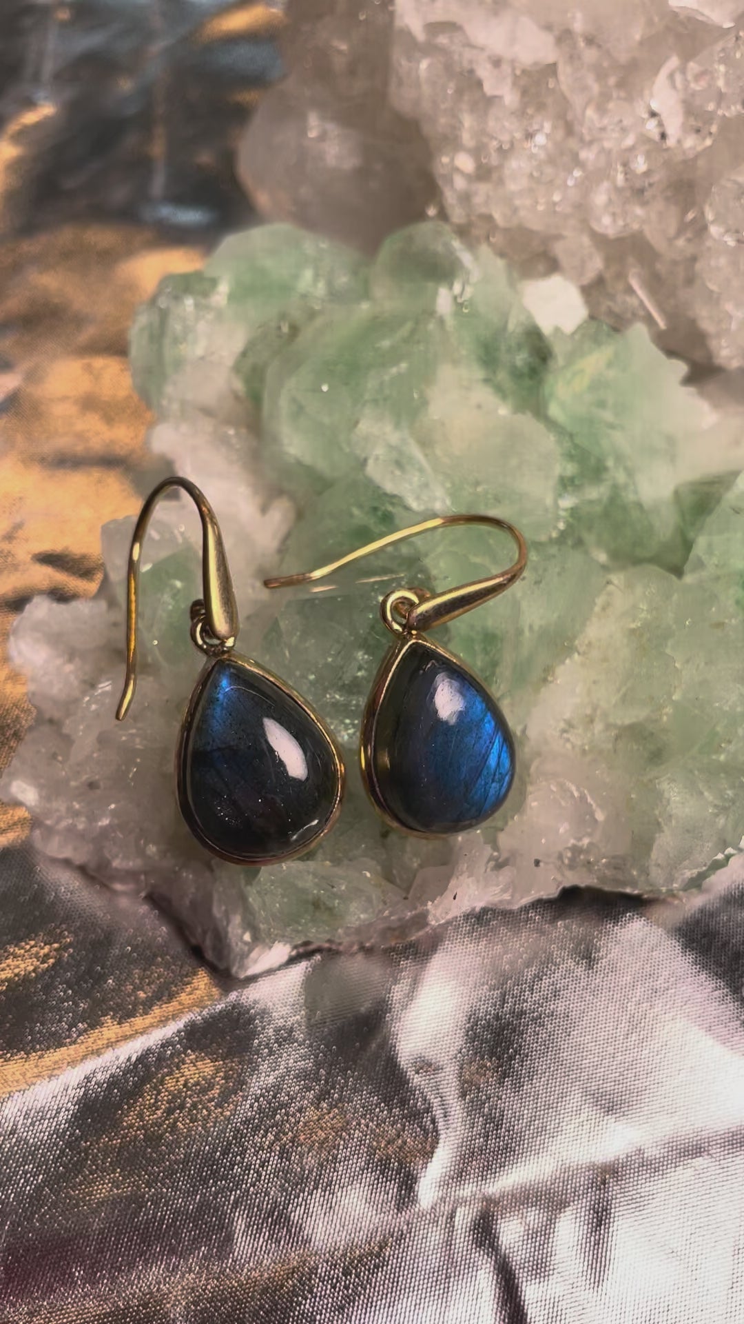 Edelstein Ohrring Beispiel