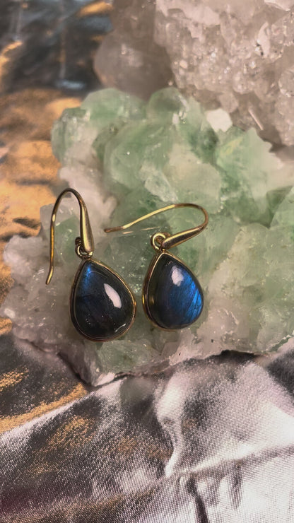 Edelstein Ohrring Beispiel