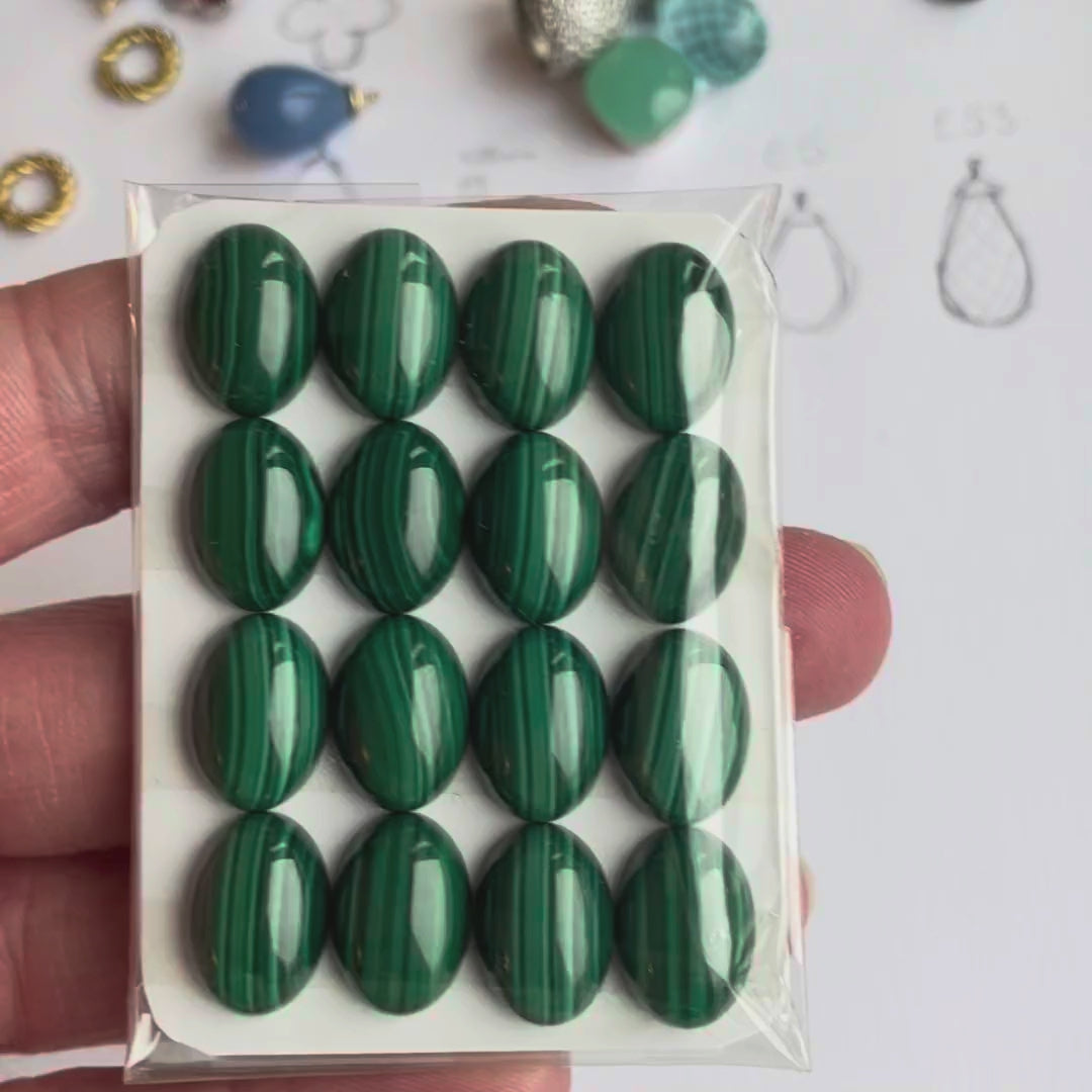 Video: Malachit Cabochons oval 10 x 14 mm