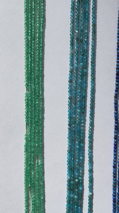 Set in Blau und Grün