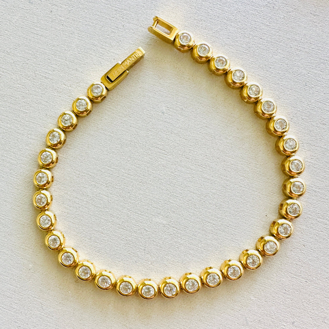 Tennisarmband mit Zirkonia, vergoldet