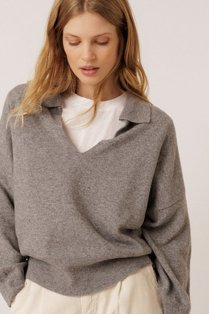 INDI&amp;COLD Polo-Pullover mit Kaschmir in Grau meliert